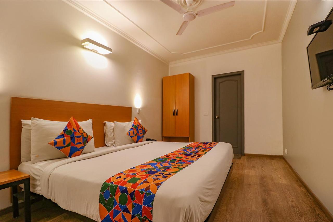 Fabhotel Lord Inn Nuova Delhi Esterno foto