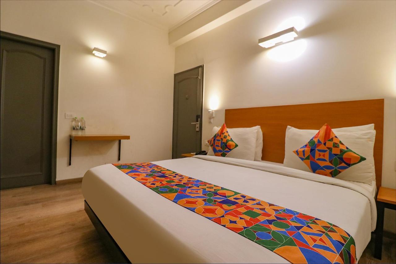 Fabhotel Lord Inn Nuova Delhi Esterno foto