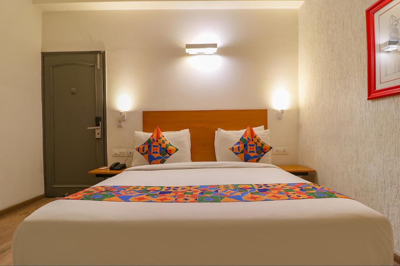 Fabhotel Lord Inn Nuova Delhi Esterno foto