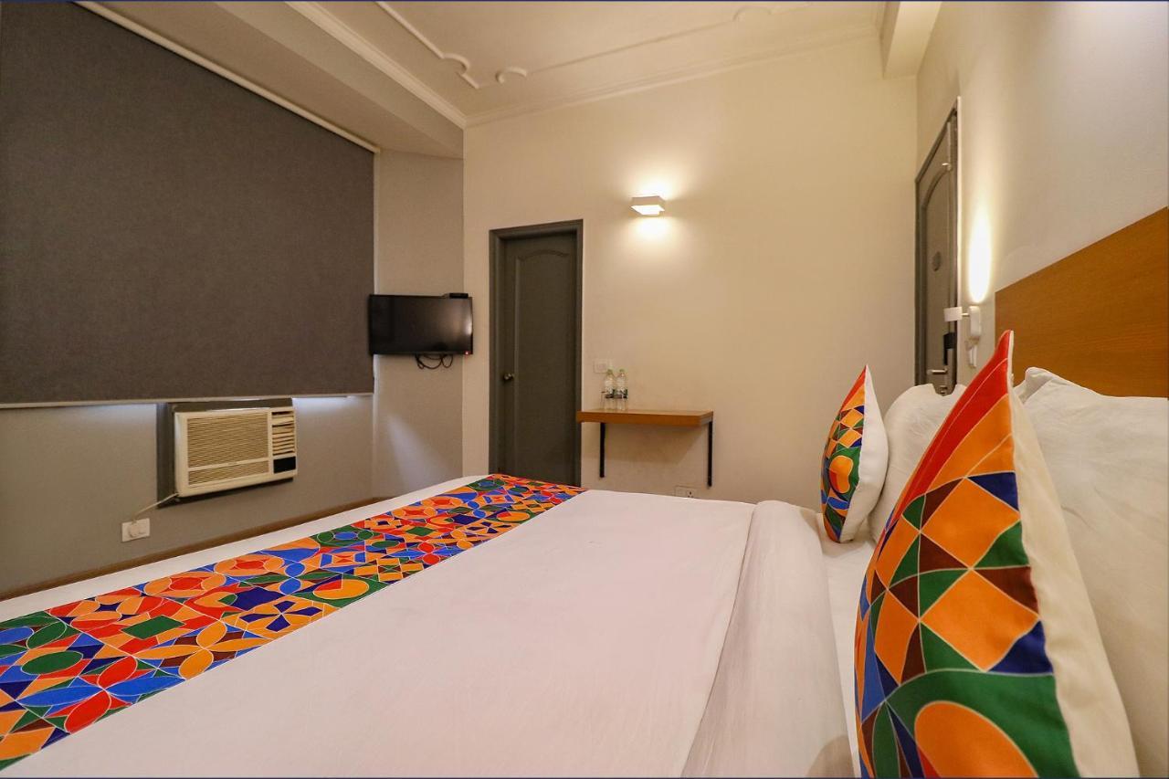 Fabhotel Lord Inn Nuova Delhi Esterno foto