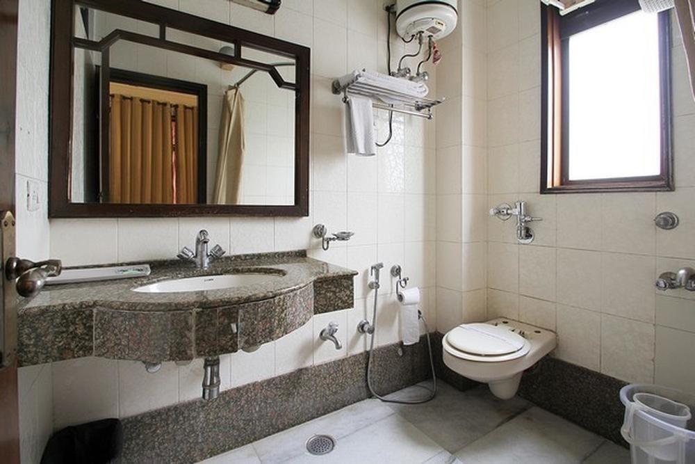 Fabhotel Lord Inn Nuova Delhi Esterno foto