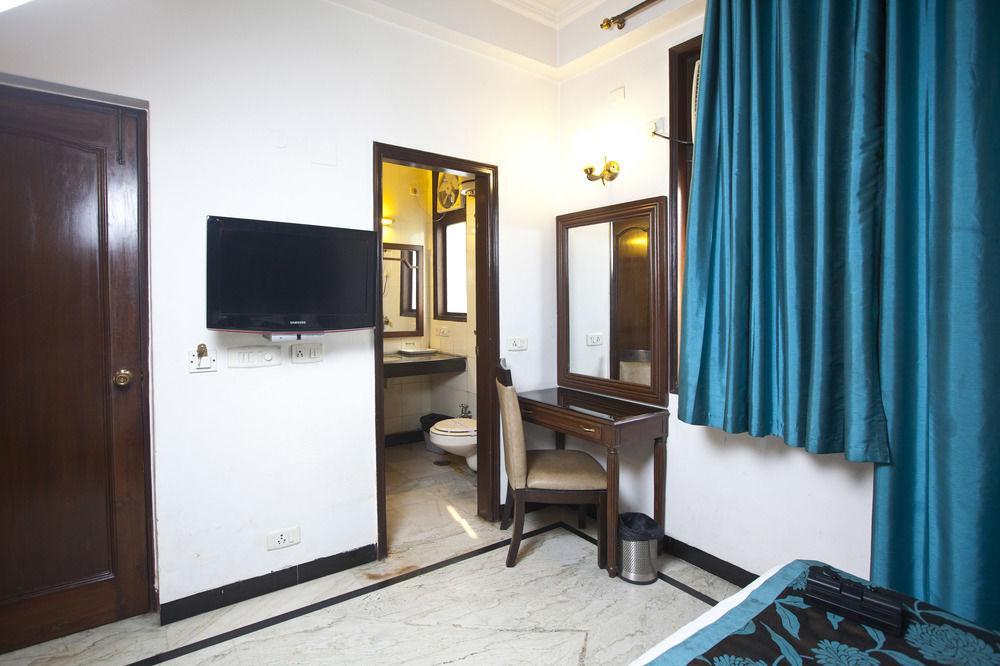 Fabhotel Lord Inn Nuova Delhi Esterno foto